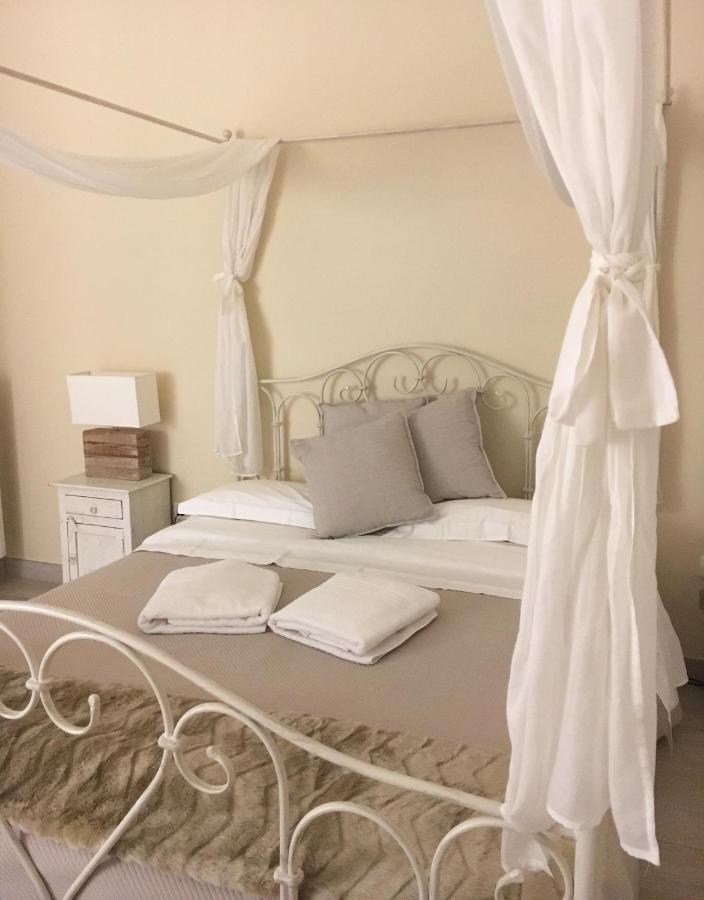 Bed and Breakfast Ai Raggi Di Sole Лечче Экстерьер фото