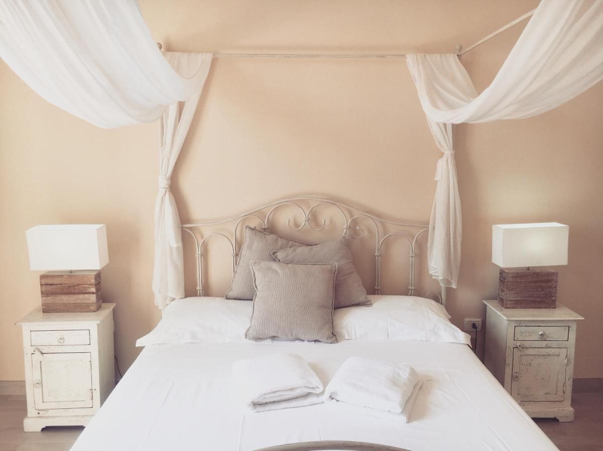 Bed and Breakfast Ai Raggi Di Sole Лечче Экстерьер фото